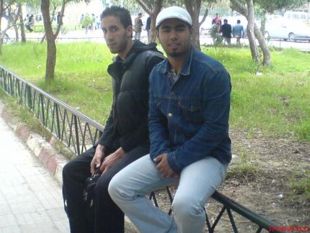 A Dely Brahim ,, les Algerois vs connaissez les lieux normalement!